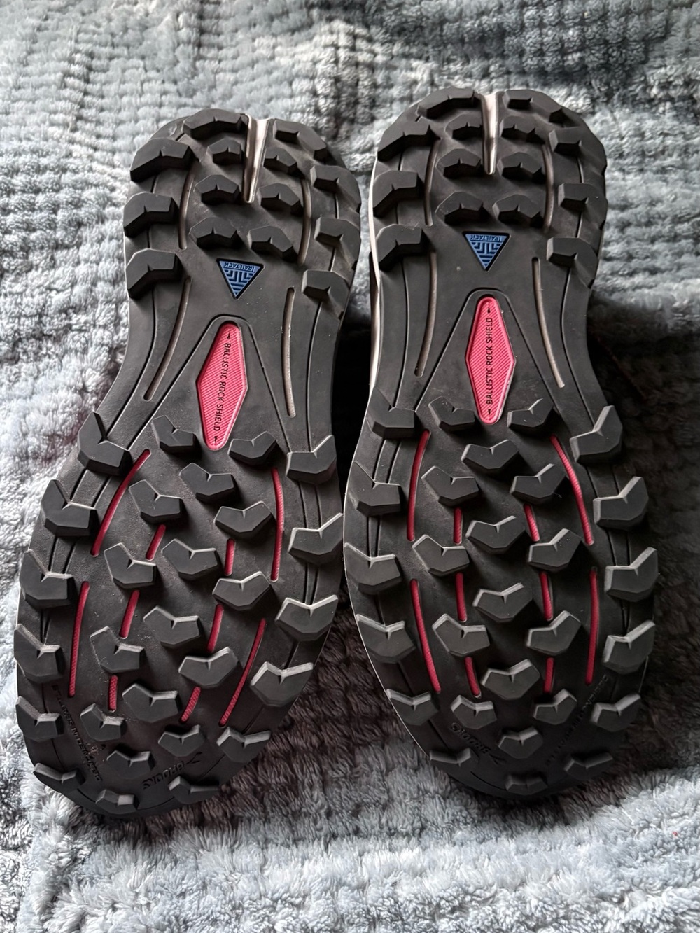 BROOKS Cascadia 16 GTX Women’s Size 9 - Picture 9 of 10